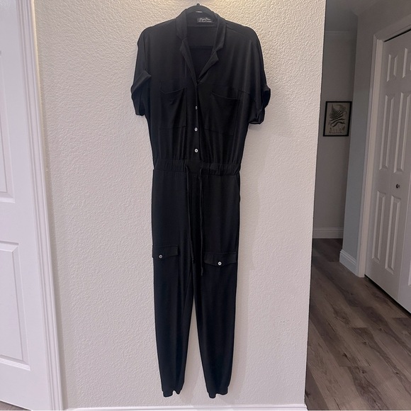Brigette Brianna M Black Wrinkle-Free Jumpsuit Button-Down Elastic Waist Pockets - Picture 1 of 13